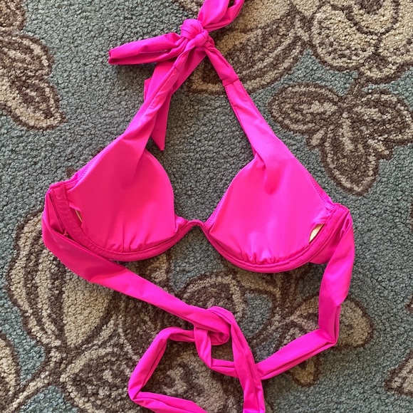 EUC Bundle of Victoria Secret Swim - Picture 7 of 9